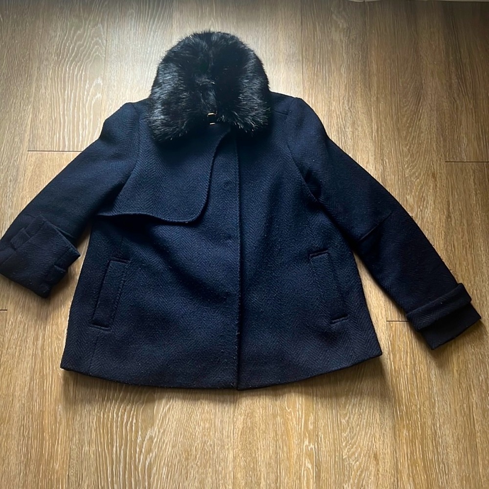 Zara navy blue coat with detachable faux fur collar, L